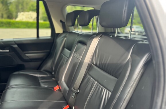 Land Rover Freelander 2.2 SD4 HSE AUTOMATIC 37