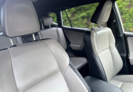Toyota Rav 4  2.5 VVT-h Excel CVT 4WD Hybrid Auto 15