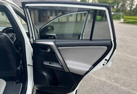 Toyota Rav 4  2.5 VVT-h Excel CVT 4WD Hybrid Auto 26