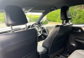 Toyota Rav 4  2.5 VVT-h Excel CVT 4WD Hybrid Auto 33