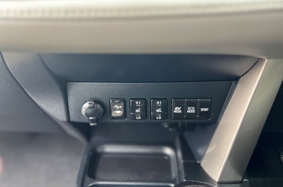 Toyota Rav 4  2.5 VVT-h Excel CVT 4WD Hybrid Auto 37