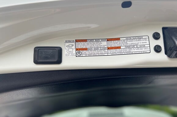 Toyota Rav 4  2.5 VVT-h Excel CVT 4WD Hybrid Auto 44