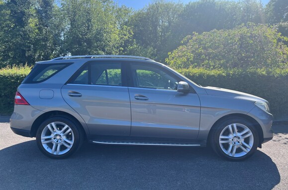 Mercedes-Benz M Class ML250 2.1D BLUETEC SPECIAL EDITION AUTO 6