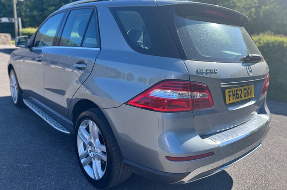 Mercedes-Benz M Class ML250 2.1D BLUETEC SPECIAL EDITION AUTO 12