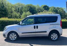 Fiat Doblo 1.6 D MULTIJET LOUNGE WHEELCHAIR ADAPTED WAV 13