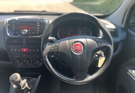 Fiat Doblo 1.6 D MULTIJET LOUNGE WHEELCHAIR ADAPTED WAV 30