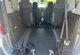 Fiat Doblo 1.6 D MULTIJET LOUNGE WHEELCHAIR ADAPTED WAV 34