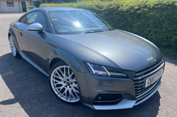 Audi TT TTS 2.0 TFSI QUATTRO AUTO 5