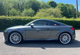 Audi TT TTS 2.0 TFSI QUATTRO AUTO 12