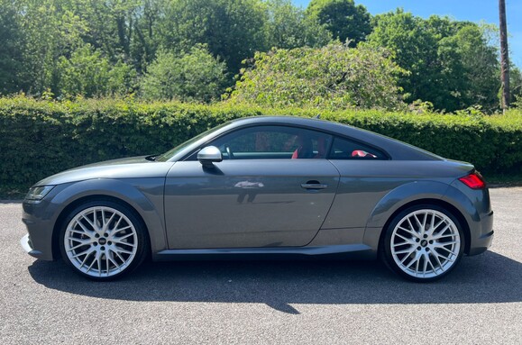 Audi TT TTS 2.0 TFSI QUATTRO AUTO 12