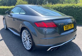 Audi TT TTS 2.0 TFSI QUATTRO AUTO 13
