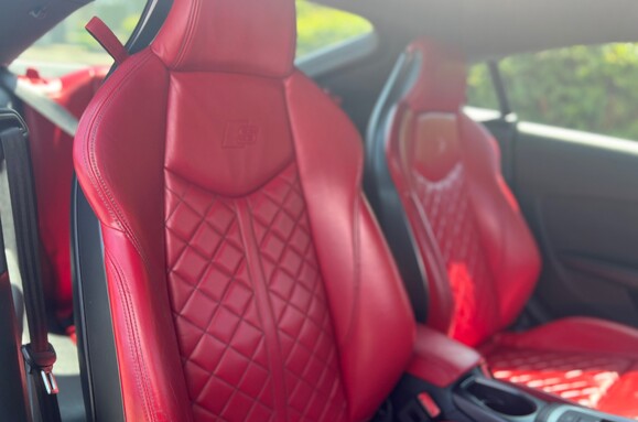 Audi TT TTS 2.0 TFSI QUATTRO AUTO 1