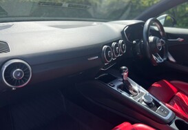 Audi TT TTS 2.0 TFSI QUATTRO AUTO 25