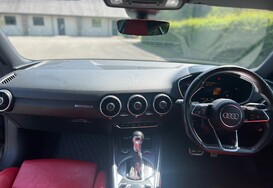 Audi TT TTS 2.0 TFSI QUATTRO AUTO 28