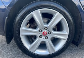 Jaguar XE 2.0D PORTFOLIO AUTOMATIC 9