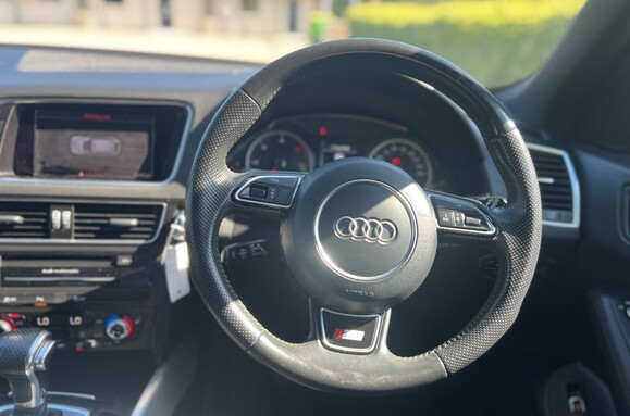 Audi Q5 2.0 TDI QUATTRO S LINE PLUS AUTO 31