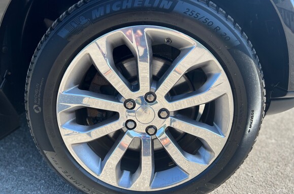 Land Rover Discovery SDV6 XXV 3.0 AUTO - 7 SEATS 15