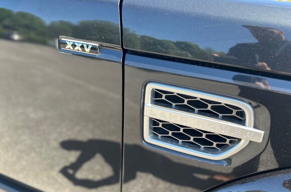 Land Rover Discovery SDV6 XXV 3.0 AUTO - 7 SEATS 16