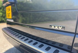 Land Rover Discovery SDV6 XXV 3.0 AUTO - 7 SEATS 18