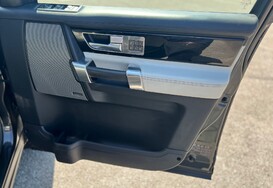 Land Rover Discovery SDV6 XXV 3.0 AUTO - 7 SEATS 25
