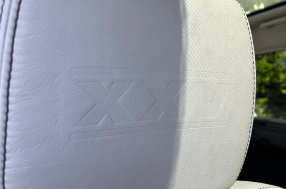 Land Rover Discovery SDV6 XXV 3.0 AUTO - 7 SEATS 32