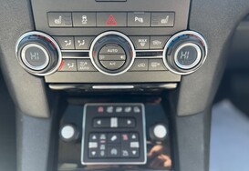 Land Rover Discovery SDV6 XXV 3.0 AUTO - 7 SEATS 49