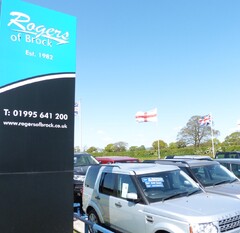 Land Rover Discovery 3.0 TDV6 HSE AUTO 2