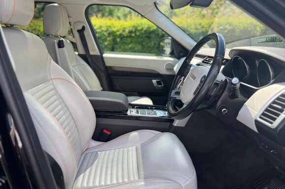 Land Rover Discovery 3.0 TDV6 HSE AUTO 16