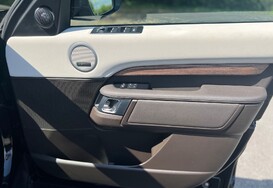 Land Rover Discovery 3.0 TDV6 HSE AUTO 18