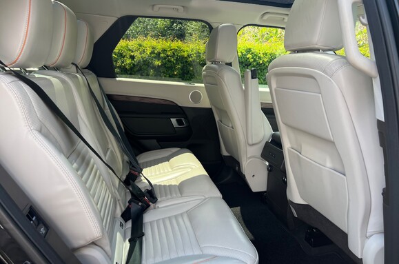 Land Rover Discovery 3.0 TDV6 HSE AUTO 21