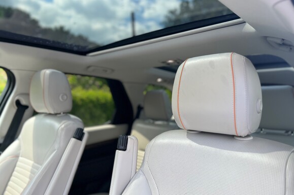 Land Rover Discovery 3.0 TDV6 HSE AUTO 26
