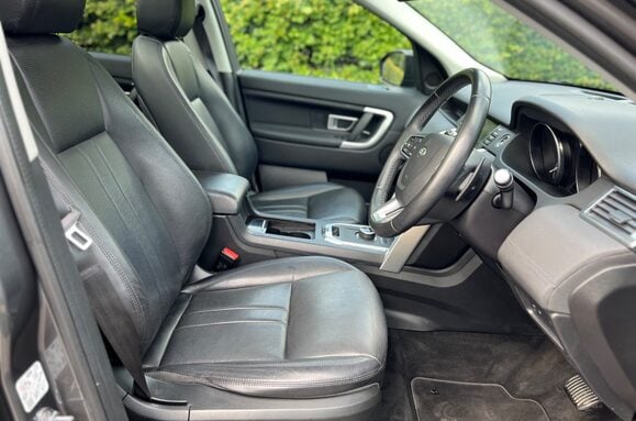 Land Rover Discovery Sport TD4 HSE TD4 AUTO 7 SEATS 16