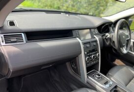 Land Rover Discovery Sport TD4 HSE TD4 AUTO 7 SEATS 29
