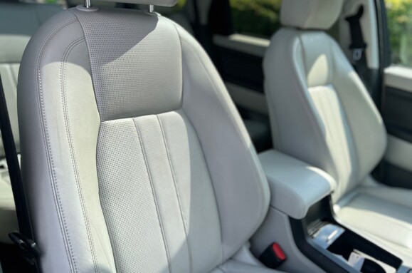 Land Rover Discovery Sport TD4 SE TECH AUTO PAN ROOF £4000 EXTRAS 15