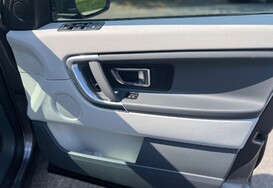 Land Rover Discovery Sport TD4 SE TECH AUTO PAN ROOF £4000 EXTRAS 18