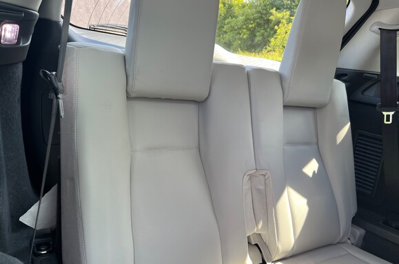 Land Rover Discovery Sport TD4 SE TECH AUTO PAN ROOF £4000 EXTRAS 23