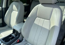 Land Rover Discovery Sport TD4 SE TECH AUTO PAN ROOF £4000 EXTRAS 26