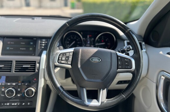Land Rover Discovery Sport TD4 SE TECH AUTO PAN ROOF £4000 EXTRAS 33
