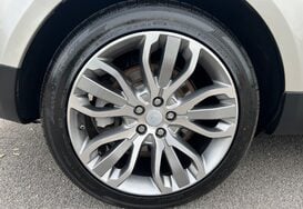 Land Rover Range Rover Sport 3.0 SDV6 HSE AUTO 9