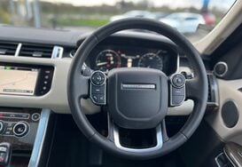 Land Rover Range Rover Sport 3.0 SDV6 HSE AUTO 33