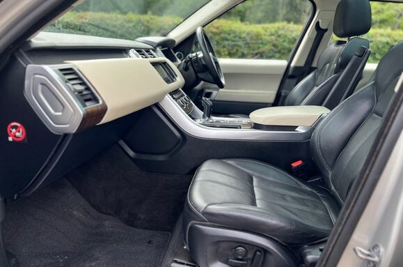 Land Rover Range Rover Sport 3.0 SDV6 HSE AUTO 25