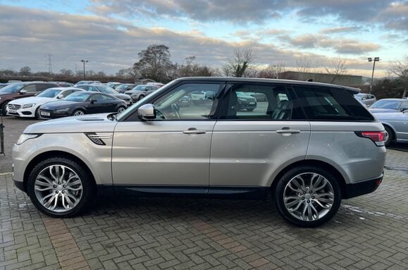 Land Rover Range Rover Sport 3.0 SDV6 HSE AUTO 11