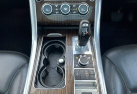 Land Rover Range Rover Sport 3.0 SDV6 HSE AUTO 36
