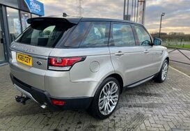 Land Rover Range Rover Sport 3.0 SDV6 HSE AUTO 8