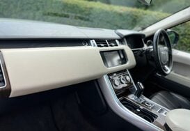 Land Rover Range Rover Sport 3.0 SDV6 HSE AUTO 26