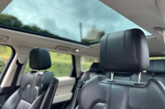 Land Rover Range Rover Sport 3.0 SDV6 HSE AUTO 23