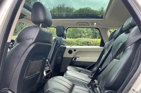Land Rover Range Rover Sport 3.0 SDV6 HSE AUTO 30