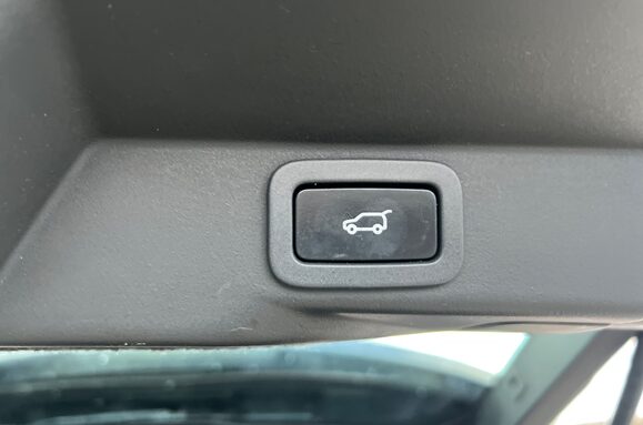 Land Rover Range Rover Sport 3.0 SDV6 HSE AUTO 39