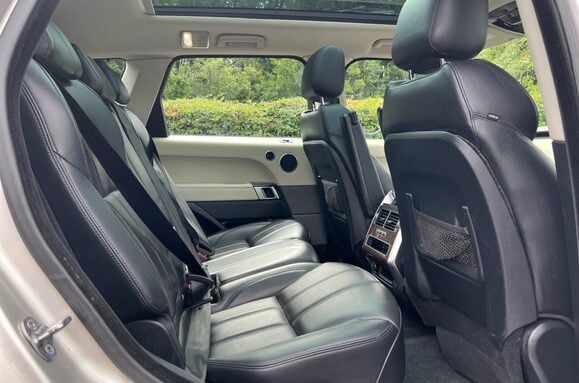 Land Rover Range Rover Sport 3.0 SDV6 HSE AUTO 21