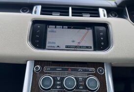 Land Rover Range Rover Sport 3.0 SDV6 HSE AUTO 33